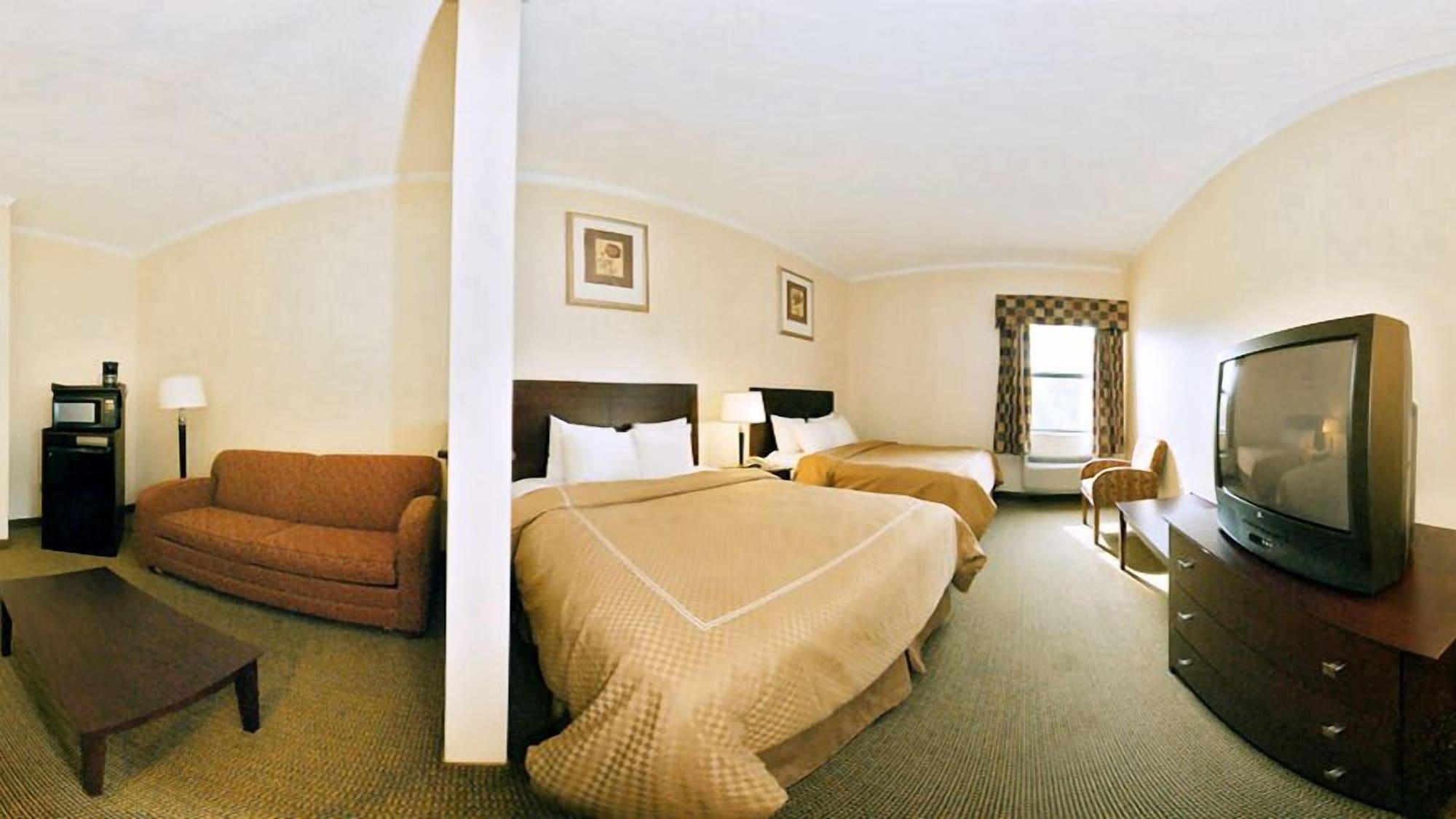 Quality Suites Jeffersonville Zewnętrze zdjęcie